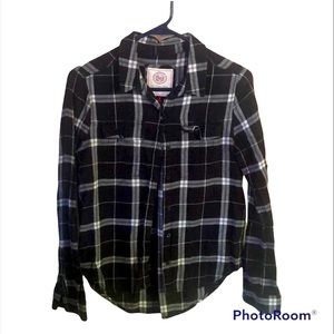 Black and white light flannel size small